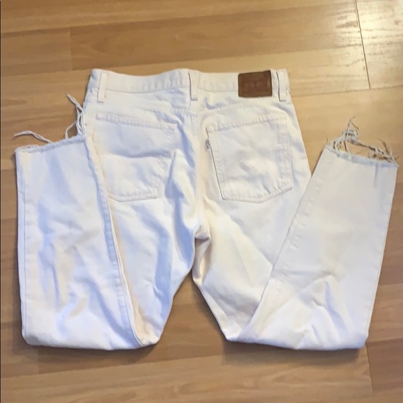 ⚡️SALE⚡️ RARE Pink Levi’s - Picture 3 of 4